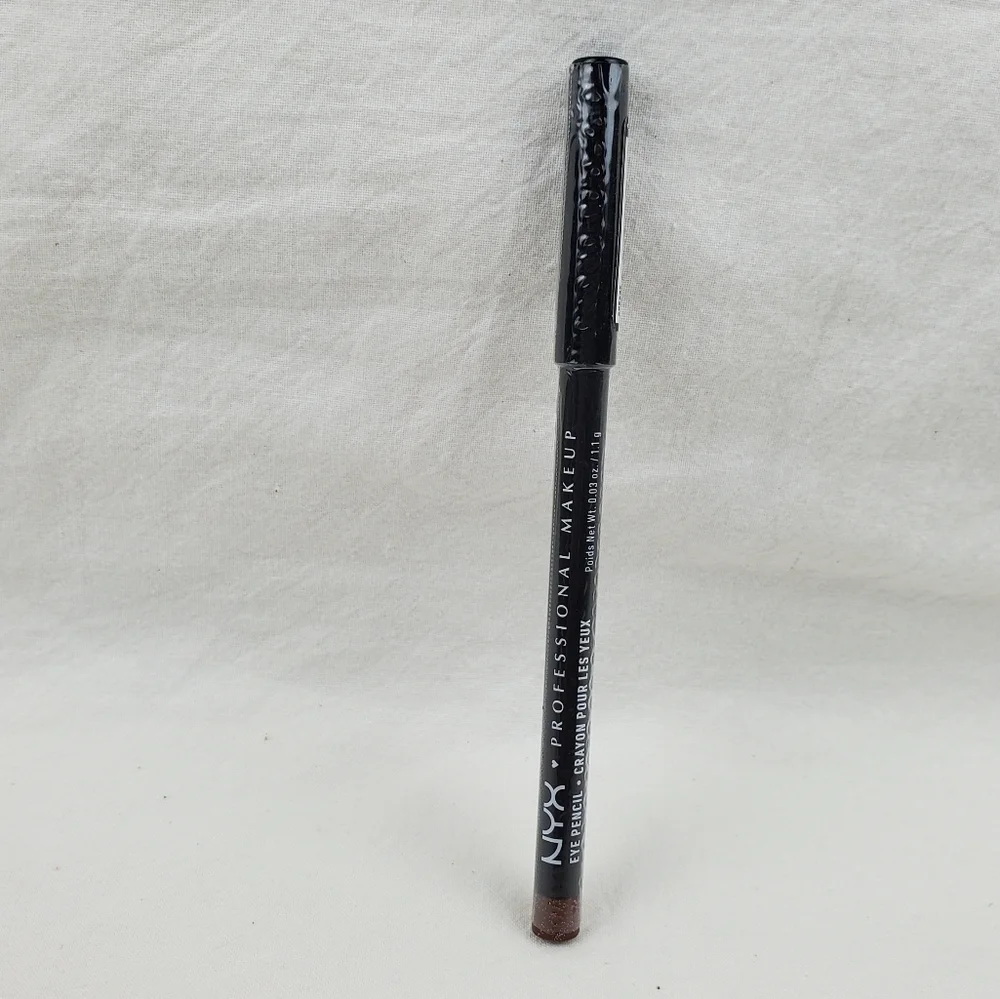 LAST ONE 🔥 NYX EYELINER pencil